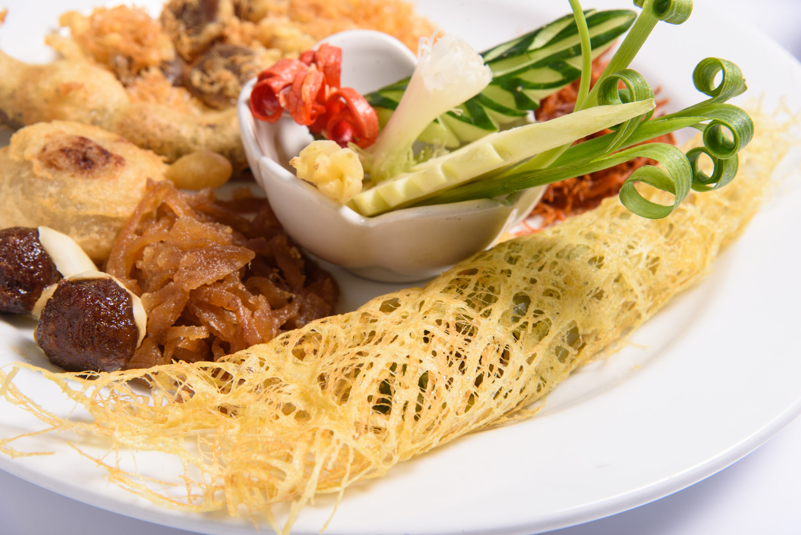 ข้าวแช่ชาววังเรียงเม็ดในน้ำเย็น ร้านอาหารไทยชาววัง สุขุมวิท 61