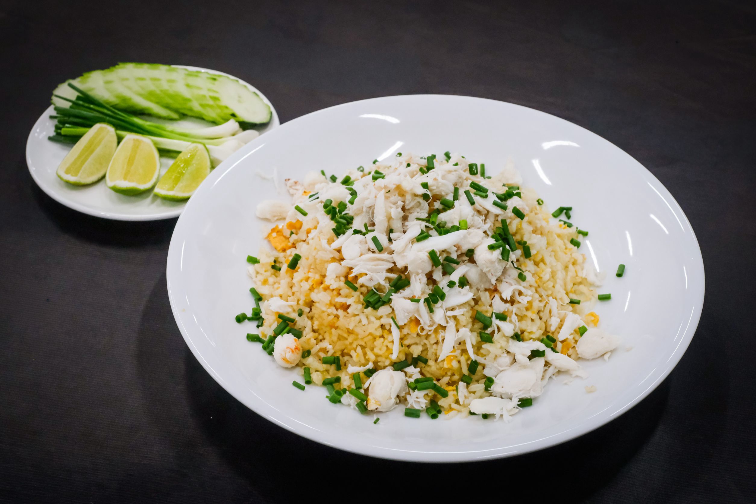 ข้าวผัดเนื้อปูก้อนแท้ เมนูโต๊ะจีนชุดจักรพรรดิ SawSamSai Catering