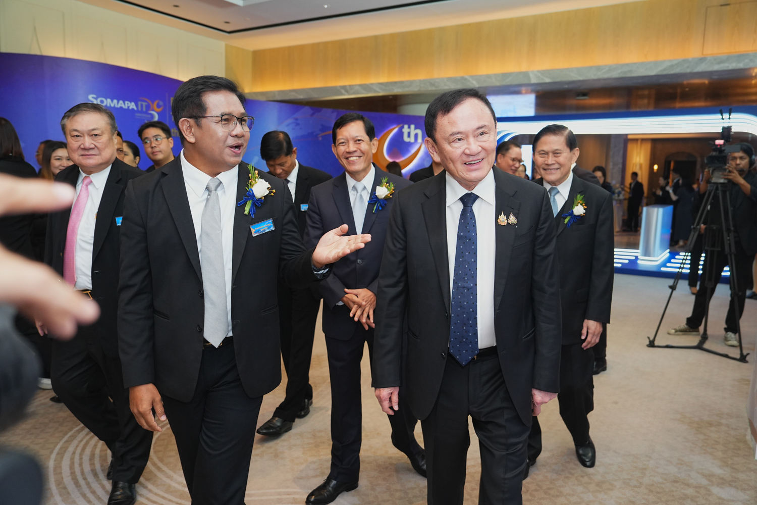 ผู้บริหาร SomapaIT นำชมนิทรรศการเส้นทาง 30 ปี