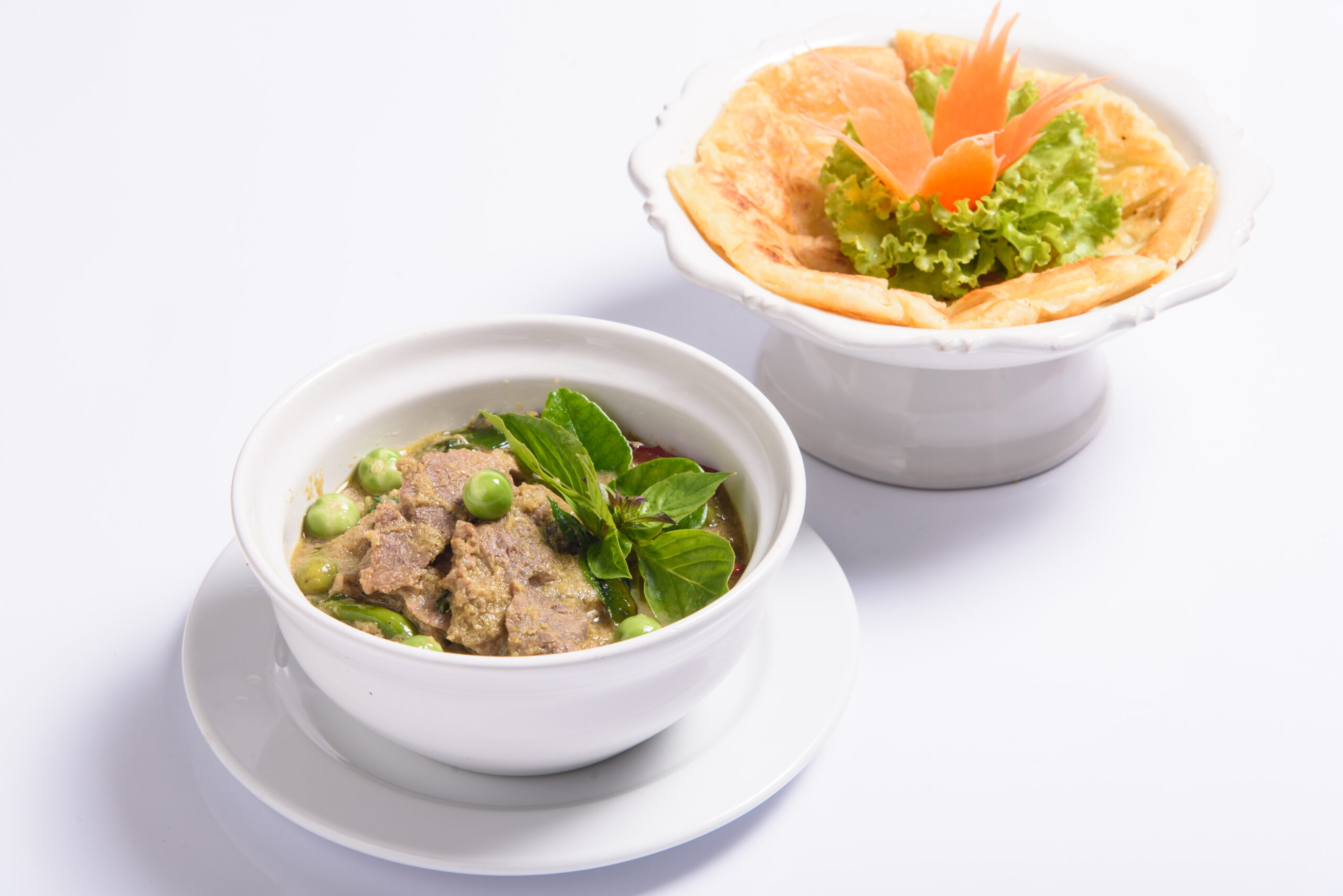 แกงเขียวหวานเนื้อน่อง บรั่นดี โรตี ร้านอาหารไทยชาววัง สุขุมวิท 61