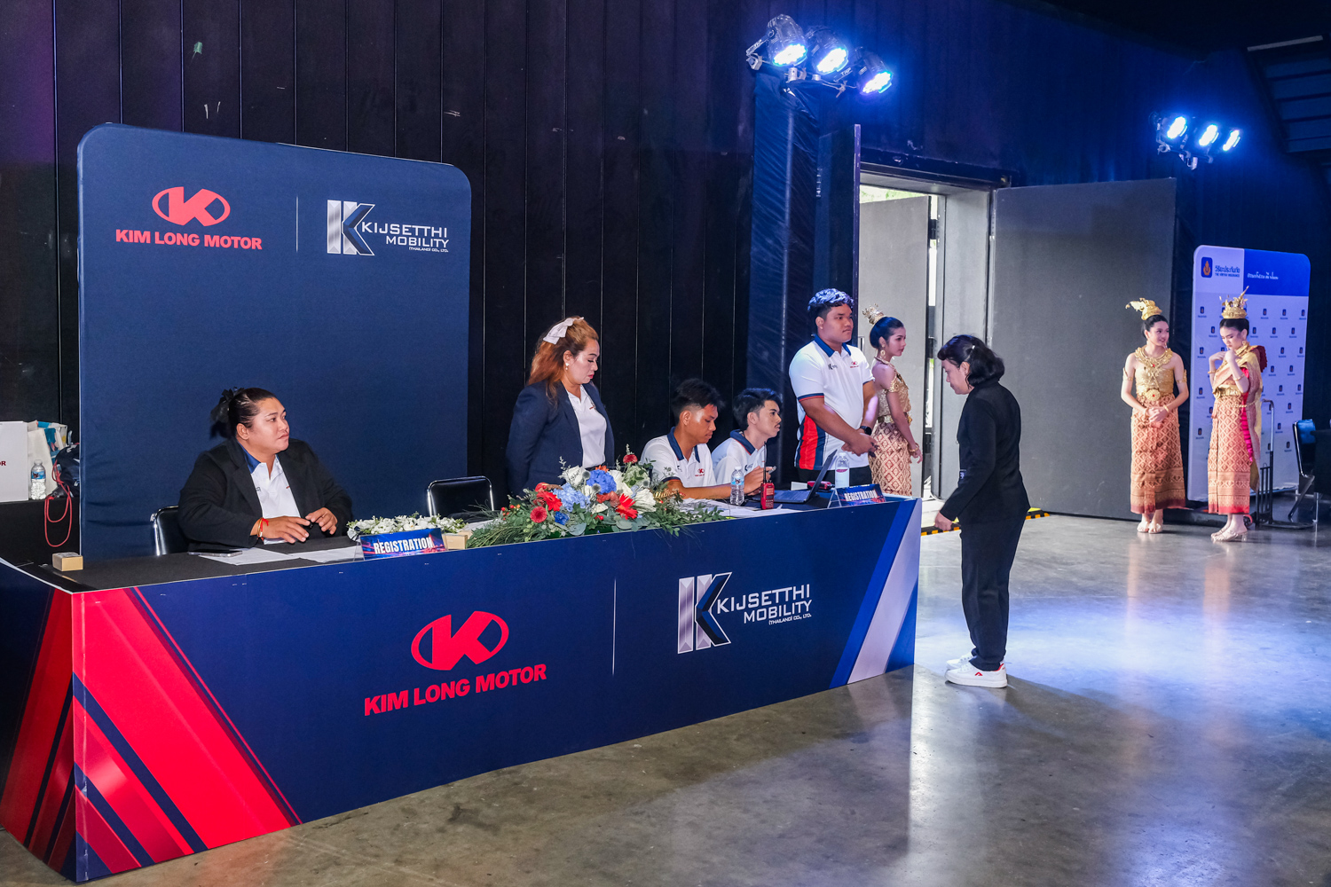 จุดลงทะเบียนงานเปิดตัวรถ KIM LONG MOTOR x กิจเศรษฐี โมบิลิตี้